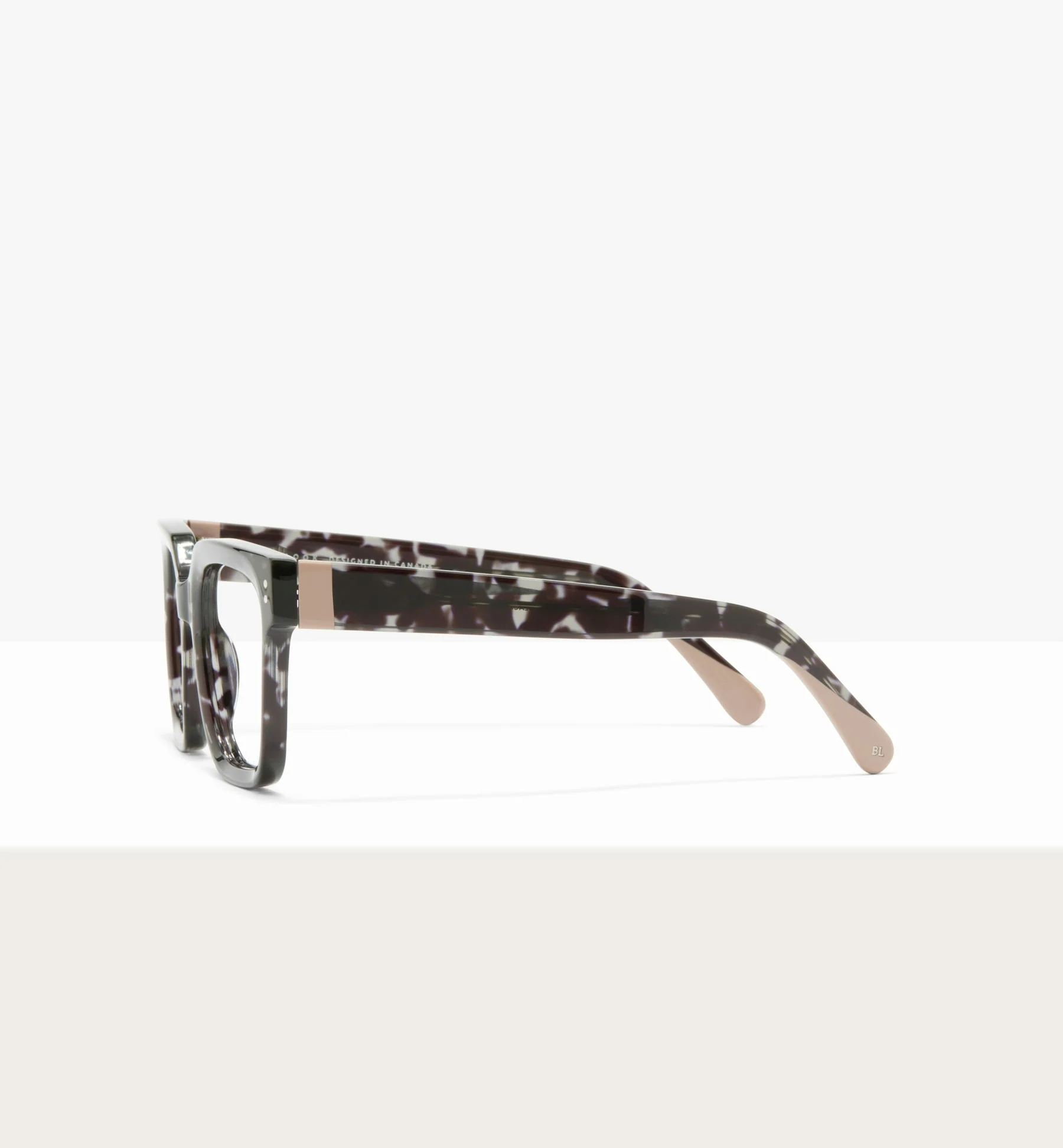 Alana - Image 16