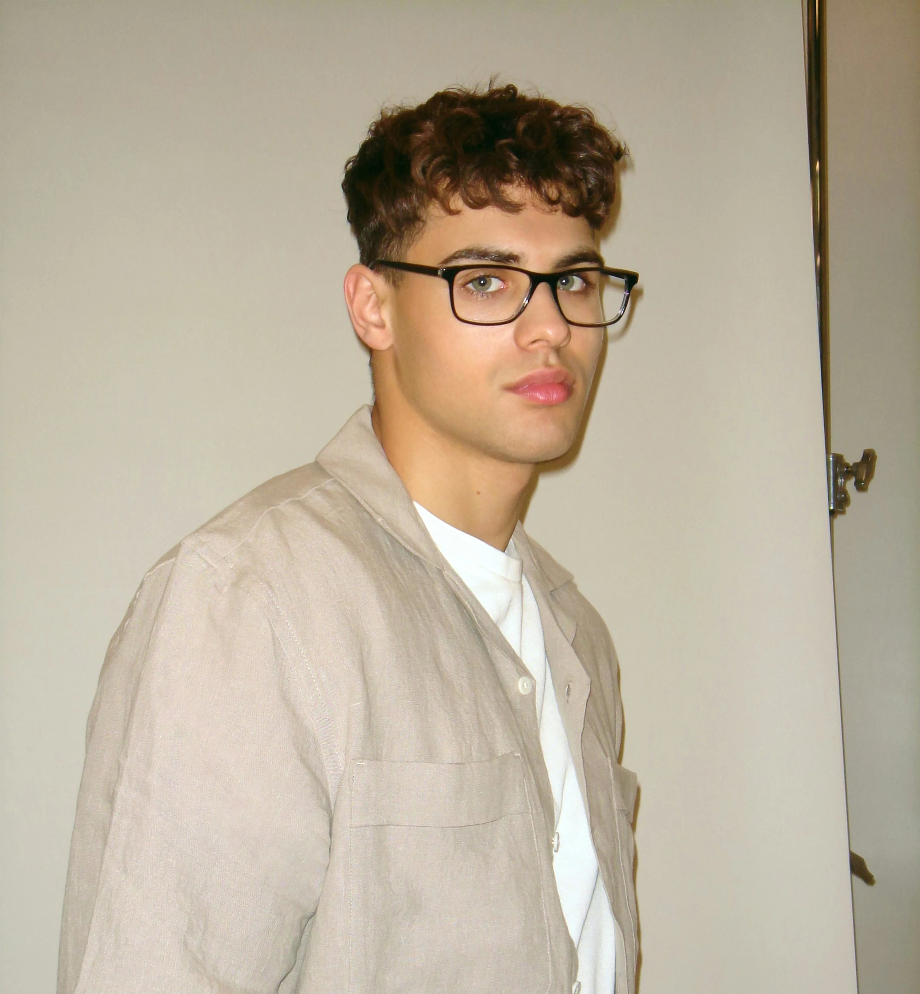 Henri - Image 13