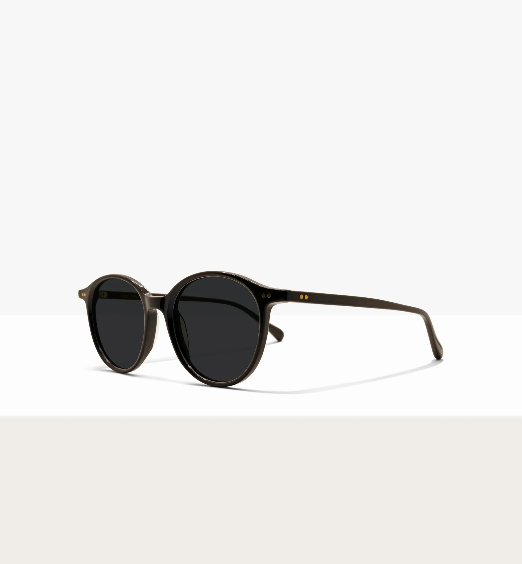 Nomi - Image 7